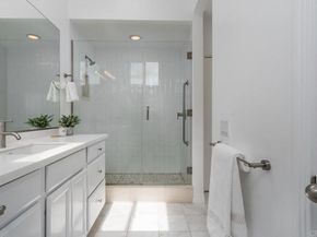 5050 Cahuenga Boulevard, North Hollywood (los Angeles) CA 91601