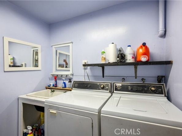 24015 Neptune Avenue, Carson CA 90745