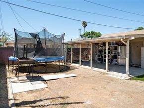 24015 Neptune Avenue, Carson CA 90745