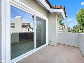 549 Springbrook, Irvine CA 92614