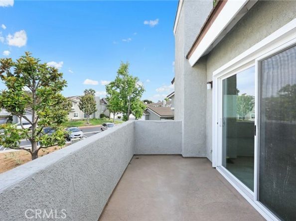 549 Springbrook, Irvine CA 92614