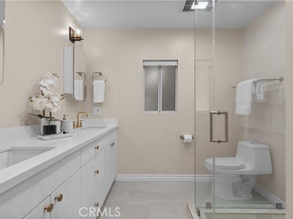 5835 Denny Avenue, North Hollywood (los Angeles) CA 91601