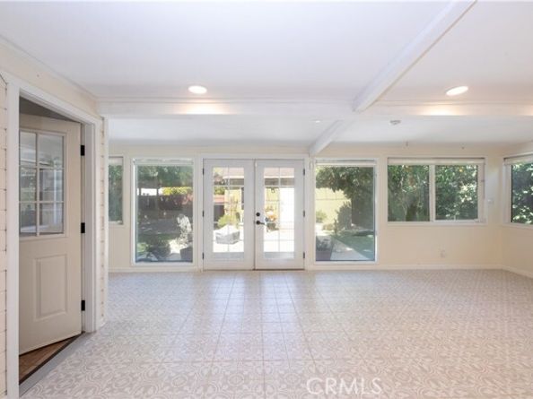 5835 Denny Avenue, North Hollywood (los Angeles) CA 91601