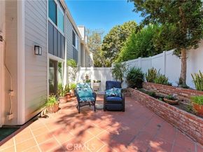 18221 Andrea Circle 5, Northridge (los Angeles) CA 91325