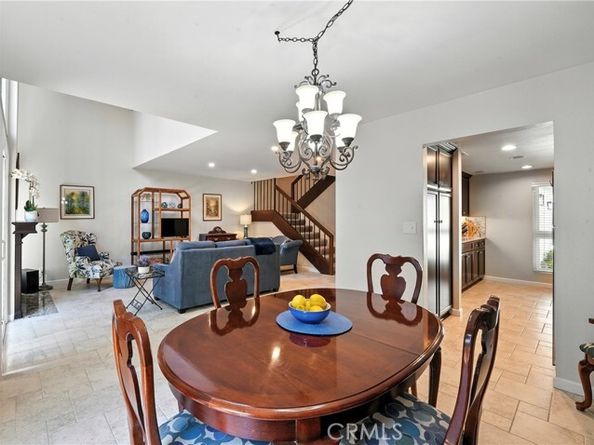18221 Andrea Circle 5, Northridge (los Angeles) CA 91325