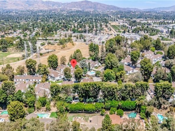 18221 Andrea Circle 5, Northridge (los Angeles) CA 91325