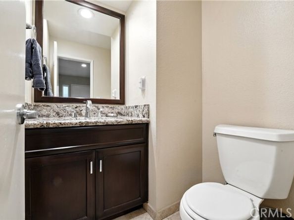 18221 Andrea Circle 5, Northridge (los Angeles) CA 91325
