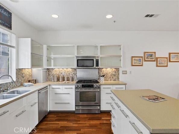 1285 Riverrock Road, Harbor City (los Angeles) CA 90710
