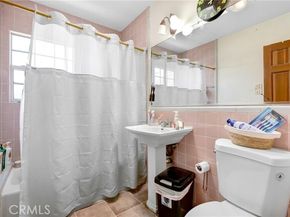7949 Washington Avenue, Whittier CA 90602
