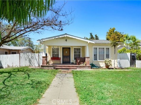 7949 Washington Avenue, Whittier CA 90602