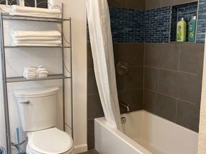 1364 E 61st, Los Angeles CA 90001