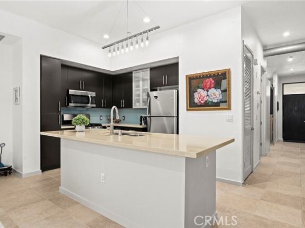 133 The Promenade 318, Long Beach CA 90802