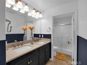 14865 W Maple Ter, Panorama City (los Angeles) CA 91402