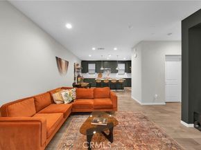 14865 W Maple Ter, Panorama City (los Angeles) CA 91402