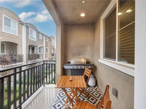 14865 W Maple Ter, Panorama City (los Angeles) CA 91402