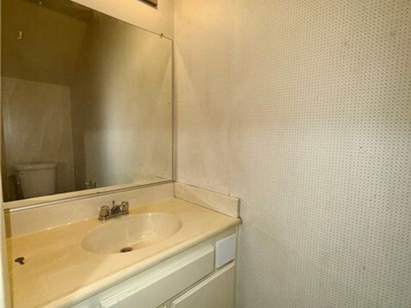 14344 Foothill Boulevard 306, Sylmar (los Angeles) CA 91342