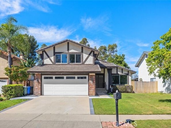 21081 Paseo Verdura, Lake Forest (el Toro) CA 92630