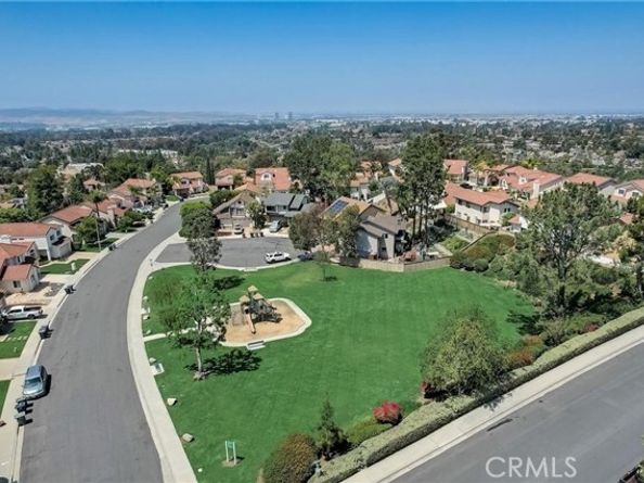 26072 Donegal Lane, Lake Forest (el Toro) CA 92630