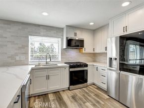26072 Donegal Lane, Lake Forest (el Toro) CA 92630