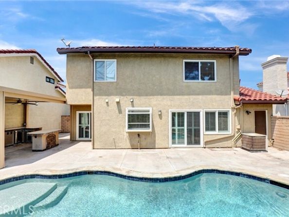 26072 Donegal Lane, Lake Forest (el Toro) CA 92630