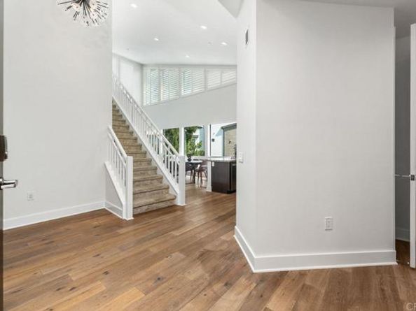 8383 Distinctive, San Diego CA 92108