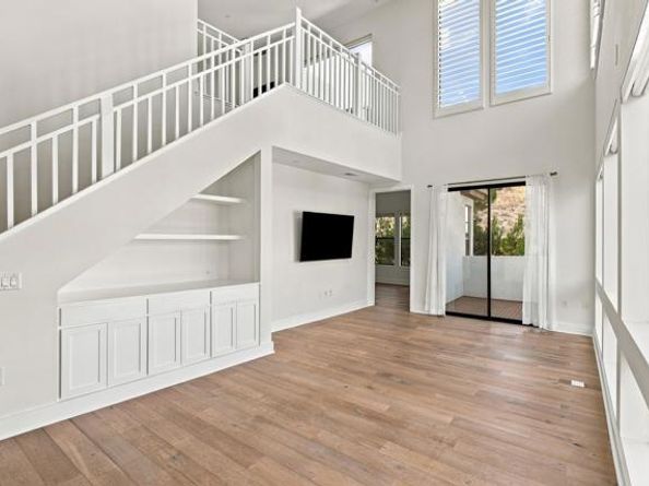 8383 Distinctive, San Diego CA 92108