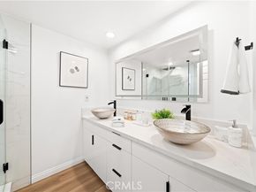 18256 Sunburst, Northridge (los Angeles) CA 91325