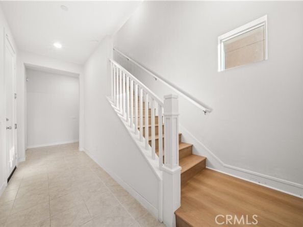 602 Catalonia, Lake Forest (el Toro) CA 92630