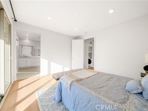 602 Catalonia, Lake Forest (el Toro) CA 92630