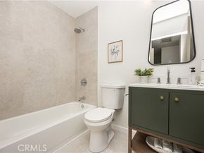 7001 Lasaine Avenue, Van Nuys (los Angeles) CA 91406