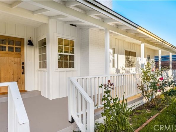 7001 Lasaine Avenue, Van Nuys (los Angeles) CA 91406