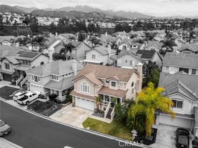 18 Cagney, Lake Forest (el Toro) CA 92610