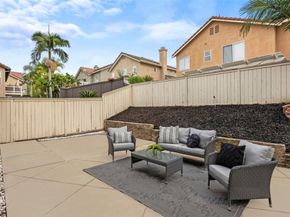 18 Cagney, Lake Forest (el Toro) CA 92610