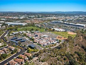 18 Cagney, Lake Forest (el Toro) CA 92610