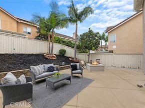 18 Cagney, Lake Forest (el Toro) CA 92610