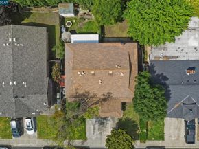 8672-8674 Beverly Ln, Dublin CA 94568