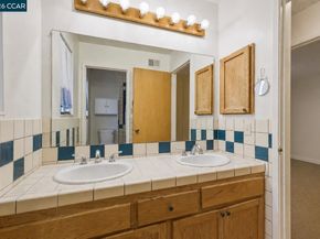 8672-8674 Beverly Ln, Dublin CA 94568