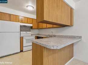 8672-8674 Beverly Ln, Dublin CA 94568