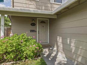 8672-8674 Beverly Ln, Dublin CA 94568