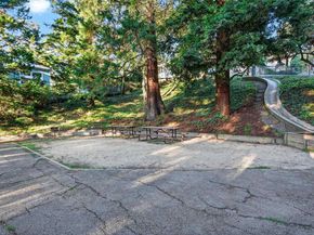 230 Fairlawn Dr, Berkeley CA 94708