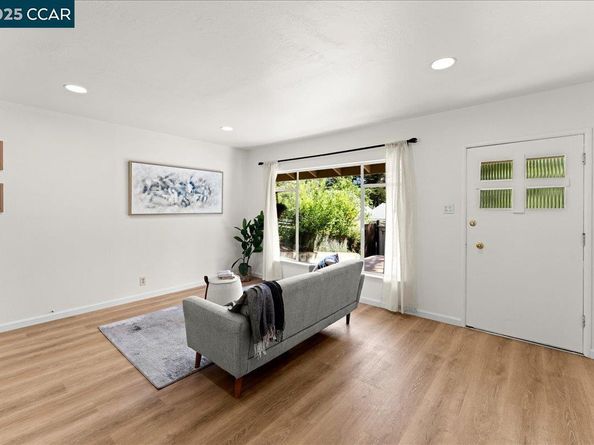 6615 Evergreen Ave, Oakland CA 94611