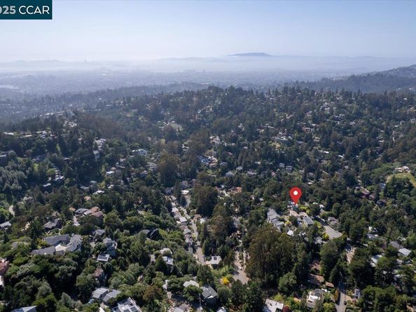 6615 Evergreen Ave, Oakland CA 94611