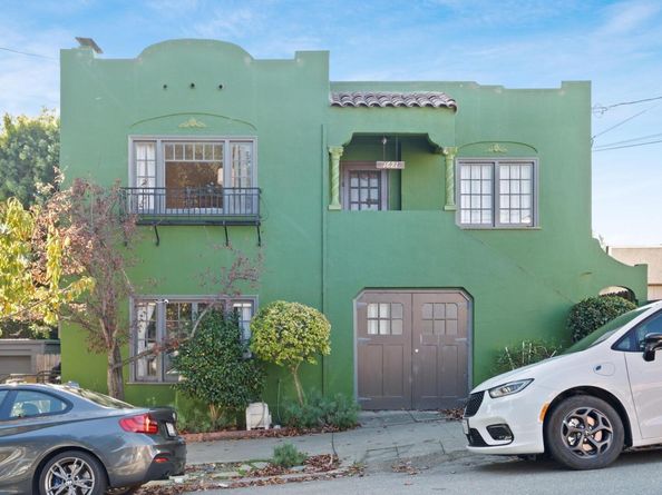 1621 E 38Th St, Oakland CA 94602