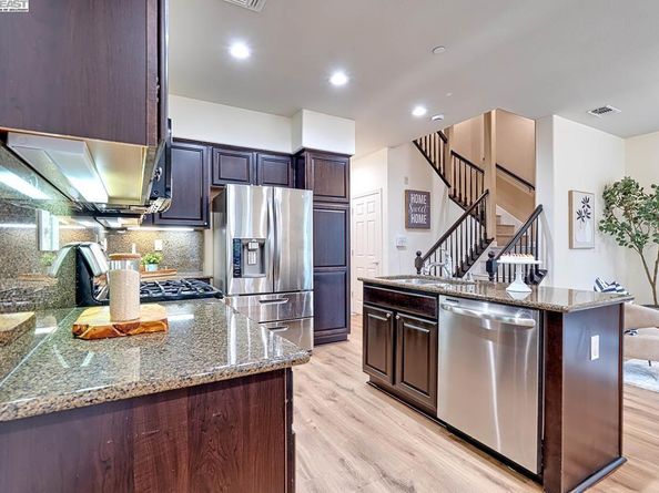 5621 Via Lugano, Fremont CA 94555