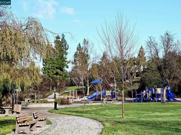 650 Fig Tree Ln, Martinez CA 94553