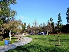 650 Fig Tree Ln, Martinez CA 94553