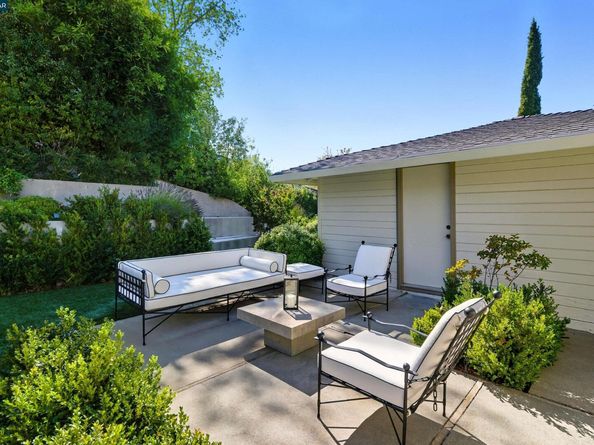 47 Charles Hill Cir, Orinda CA 94563