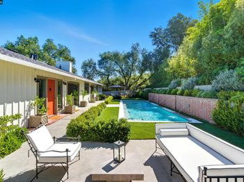 47 Charles Hill Cir