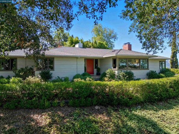 47 Charles Hill Cir, Orinda CA 94563