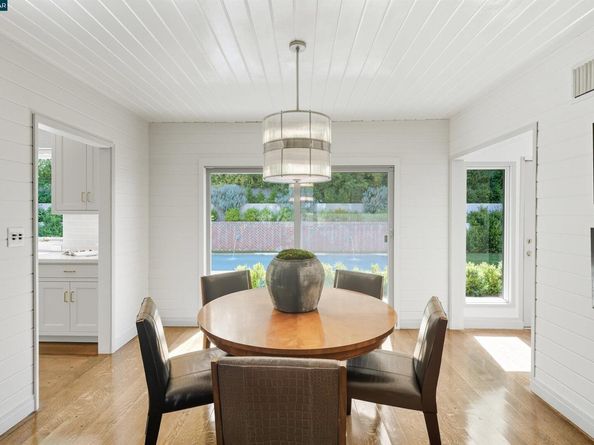 47 Charles Hill Cir, Orinda CA 94563
